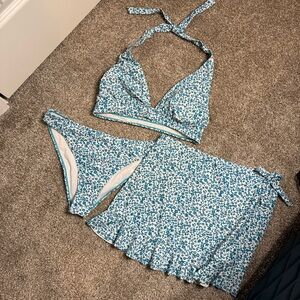 Elegant Blue Patterned Bikini Set